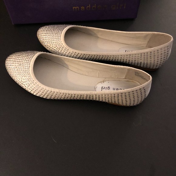 Madden Girl sparkly flats - Picture 2 of 4